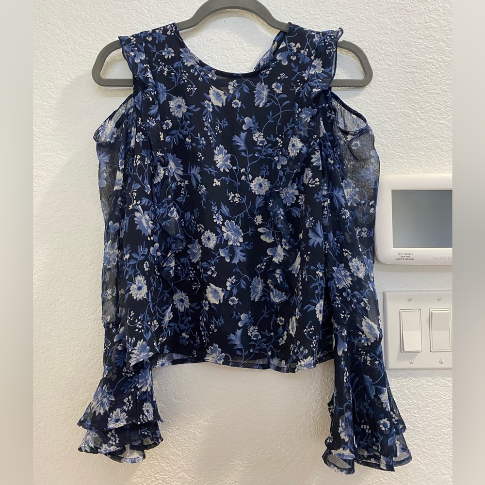hollister blue top